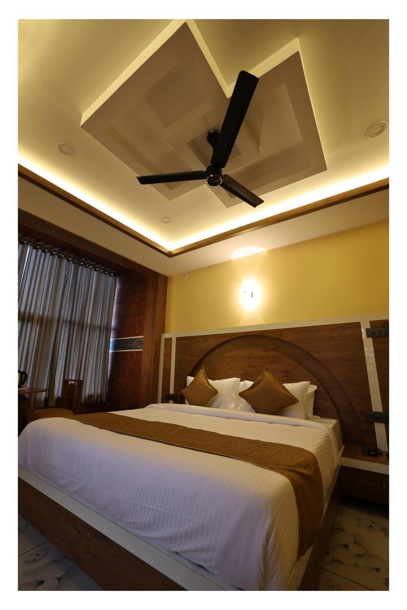 Hydel Palace Athirappilly By Bestinn Leisure Exterior photo