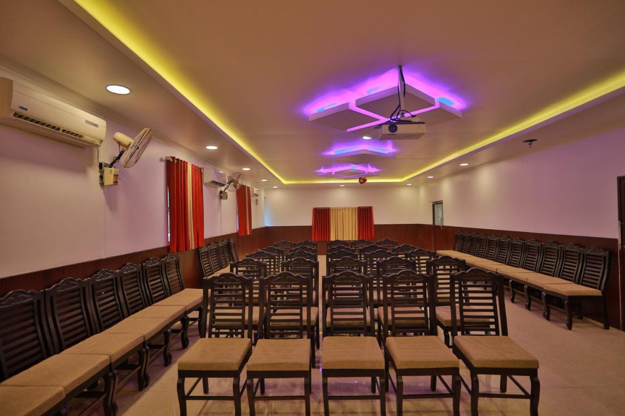 Hydel Palace Athirappilly By Bestinn Leisure Exterior photo